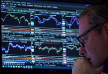 Jornada financiera: el dólar subió a $1.430 y el riesgo país quedó al borde de los 600 puntos