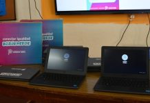 Entrega de netbooks en la escuela secundaria 4 de Polvaredas