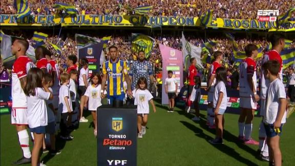 Hu_251123_Deporte_Futbol_News_Clausura_Estudiantes_Rosario_Central_Recibimiento