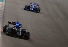 Un auto controlado por inteligencia artificial dio la sorpresa en un desafío contra un expiloto de la Fórmula 1