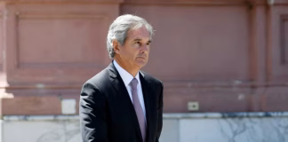 En medio del alineamiento con EE.UU., el canciller Quirno se reunió por primera vez con el embajador chino