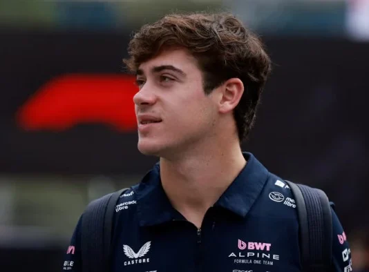 Colapinto ya tiene dorsal para afrontar al Fórmula 1 2026