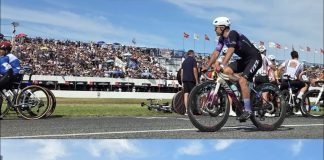 Sebastián Tolosa en el podio del Gran Prix Internacional de ciclismo