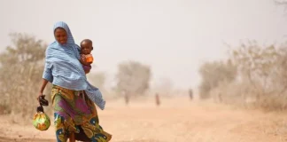 Inundaciones, sequías y crisis económica: así es vivir en el país más golpeado por el cambio climático