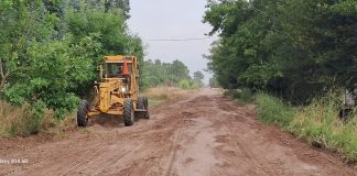 Trabajos en el camino a estrugamou