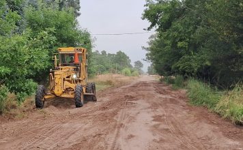 Trabajos en el camino a estrugamou