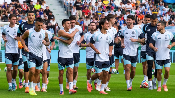 a-seis-meses-del-mundial-una-figura-de-la-seleccion-argentina-fue-declarado-transferible-por-su-club-foto-efe-76ESPYDEVJH4ZMRYNX3GMYHQBY