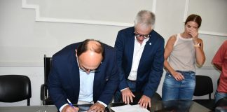 Reasumio la función de Intendente Municipal el Ingeniero José Luis Salomón