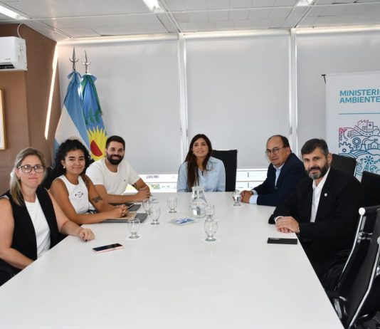 El Intendente José Luis Salomón en el Ministerio de Ambiente PBA