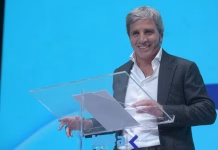 En busca de dólares, Luis Caputo apuesta por el campo y proyecta exportaciones por hasta US$42.000 millones