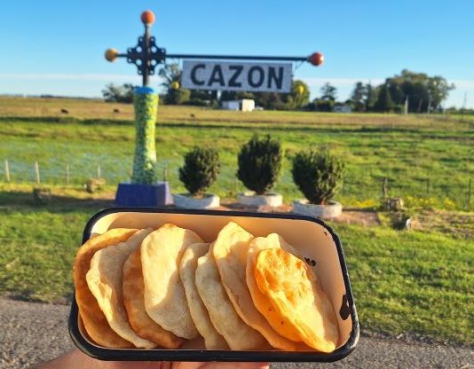 Cazón se prepara para la 1° Fiesta de la Torta Frita, chocolate caliente y aire puro