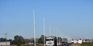 Obra de ampliación de iluminación en la Ruta Nacional 205