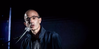 Yuval Noah Harari cuestionó la idea de Milei de darle personalidad jurídica a la inteligencia artificial