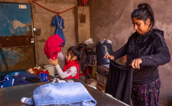 La pobreza infantil cayó al 42,3% en 2025 y alcanzó su nivel más bajo desde 2018, según UNICEF Argentina