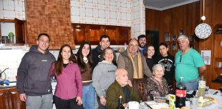 Antonio «Califa» Funes celebró sus 86 años acompañado por familiares y amigos