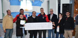 Entregaron los planos para la ampliación del cuartel de Bomberos de Del Carril