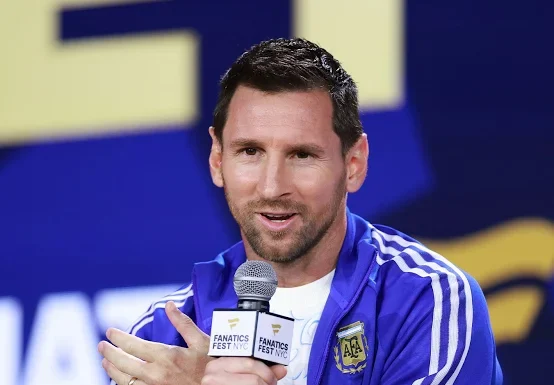 Lionel Messi anunció su retiro de la selección argentina