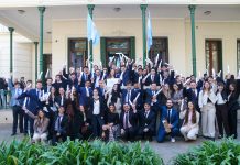 La Facultad de Ingeniería de la UNLP entregó diplomas y reconocimientos a sus nuevos graduados