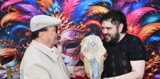 El Día del Comparsero se celebró con música, trajes y mucho carnaval