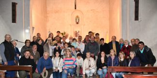Álvarez de Toledo recibió a los gauchos peregrinos con una misa en la capilla local
